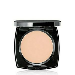 Avon True Color Flawless Mattifying Pressed Powder